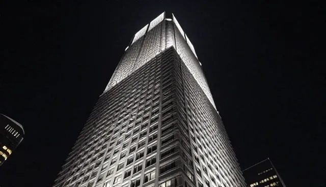 建站方式选择对网络运营的影响与优化